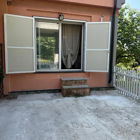 Casa Adamus Lejlighed Varazze
